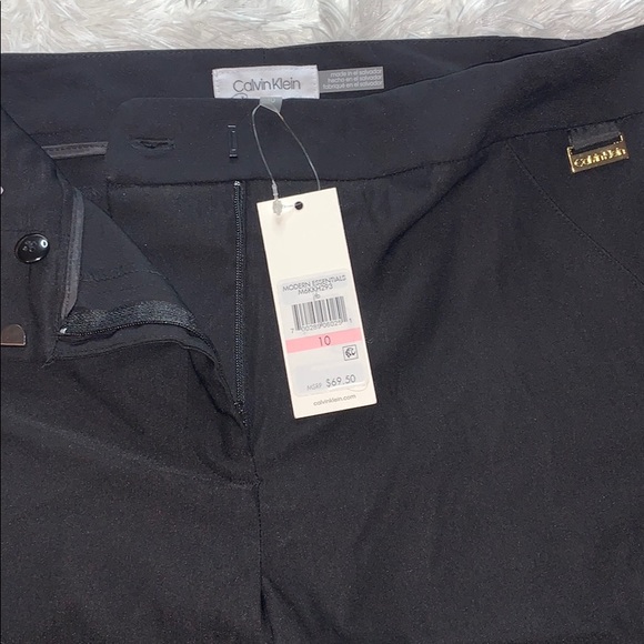 Calvin Klein - Picture 3 of 4